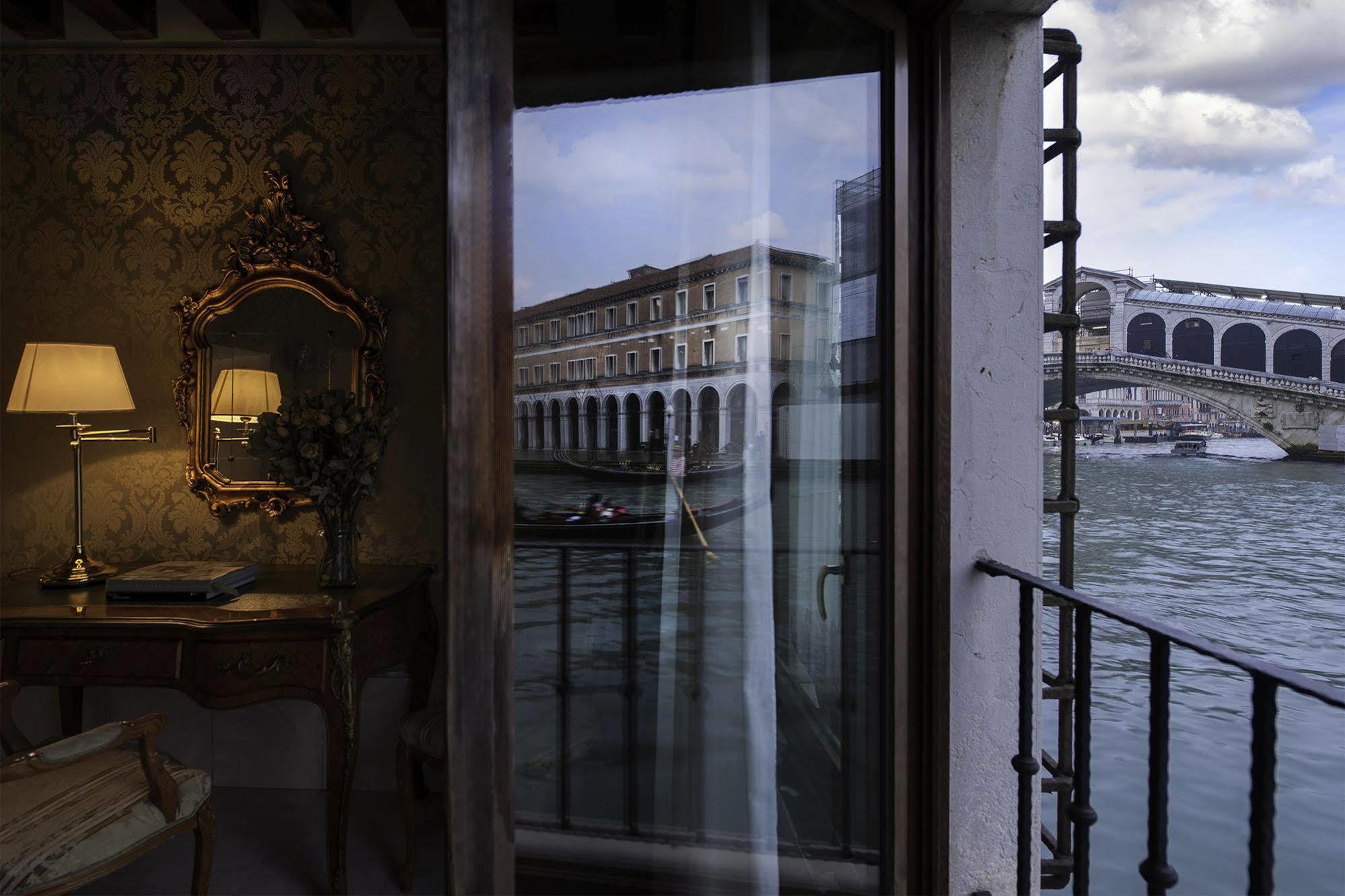 Al Ponte Antico Hotel Venice Exterior photo